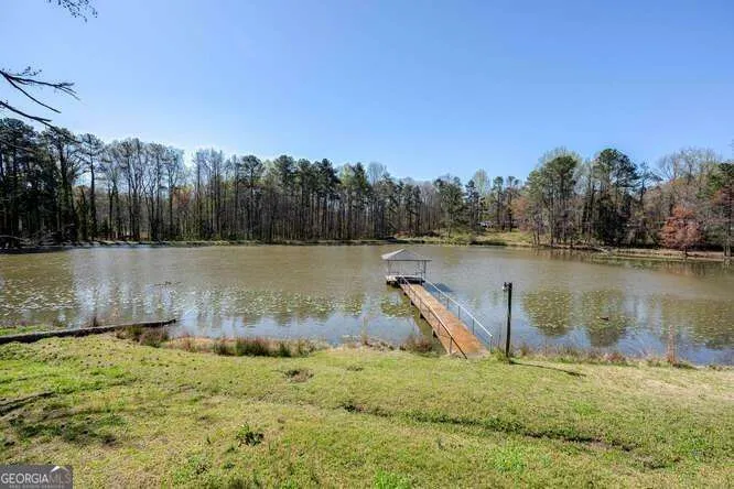 11041 Veterans Memorial HWY Lithia Springs, GA 30122