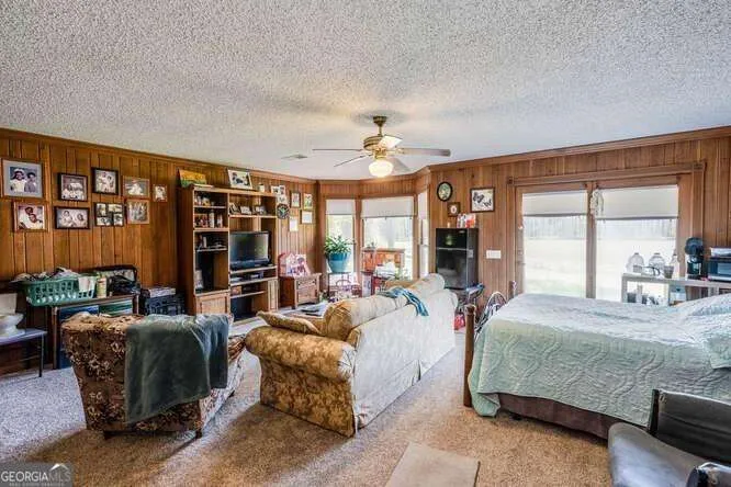 11041 Veterans Memorial HWY Lithia Springs, GA 30122