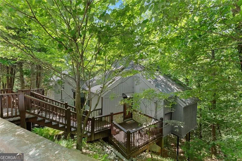 17 Dach Bruecke Gasse Helen, GA 30545