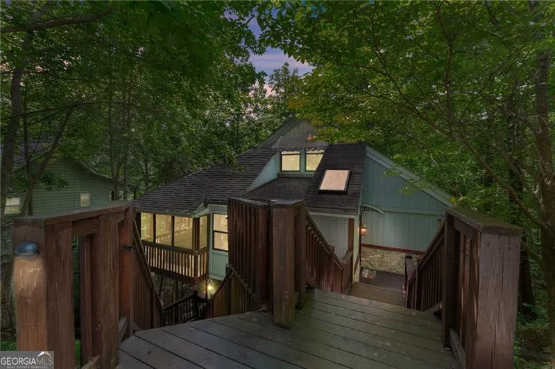 17 Dach Bruecke Gasse Helen, GA 30545