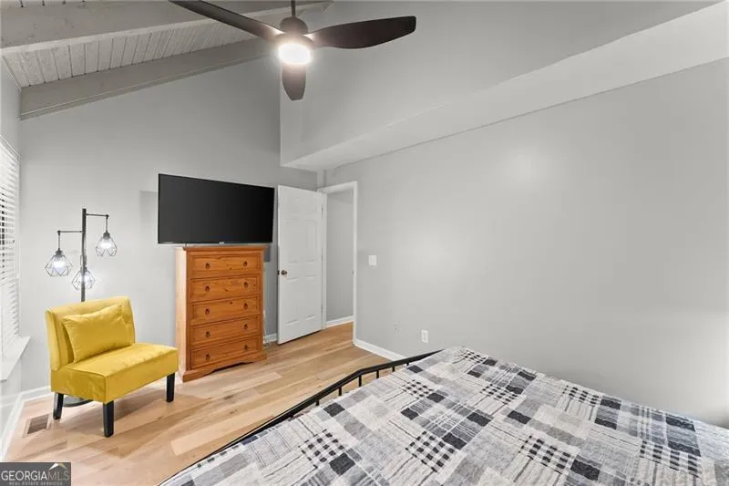 17 Dach Bruecke Gasse Helen, GA 30545