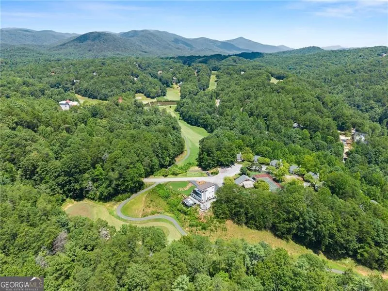 17 Dach Bruecke Gasse Helen, GA 30545