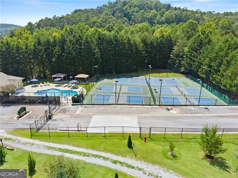 17 Dach Bruecke Gasse Helen, GA 30545