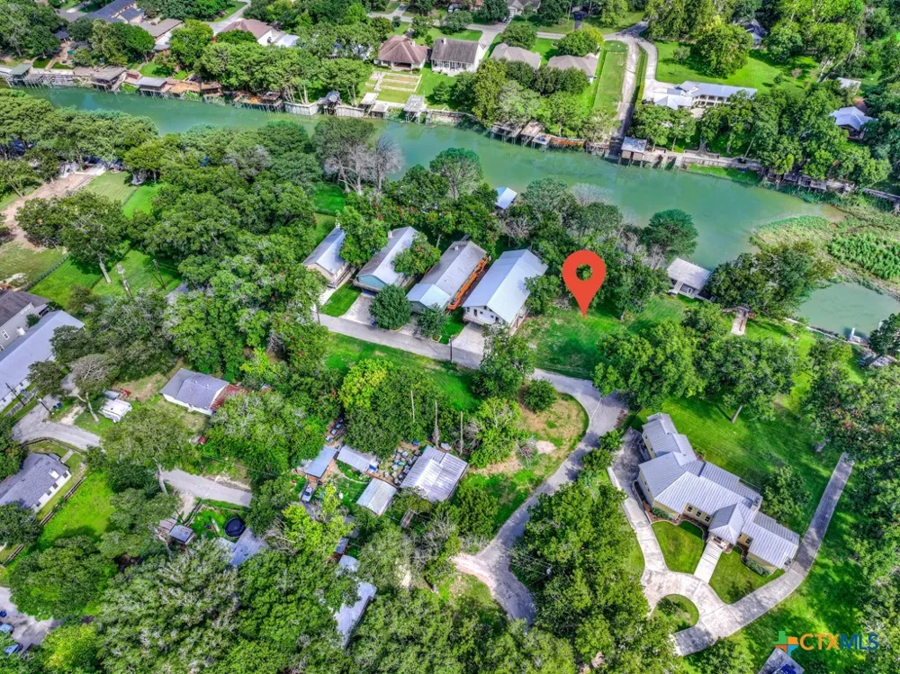 1155 Ethel Seguin, TX 78155