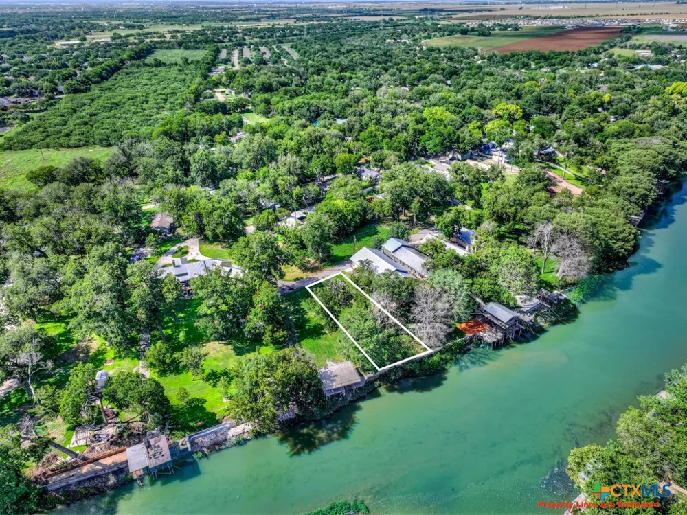 1155 Ethel Seguin, TX 78155