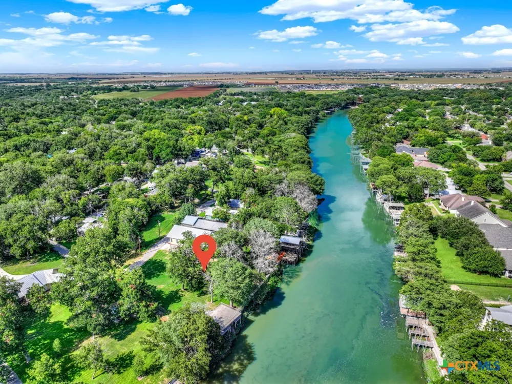 1155 Ethel Seguin, TX 78155