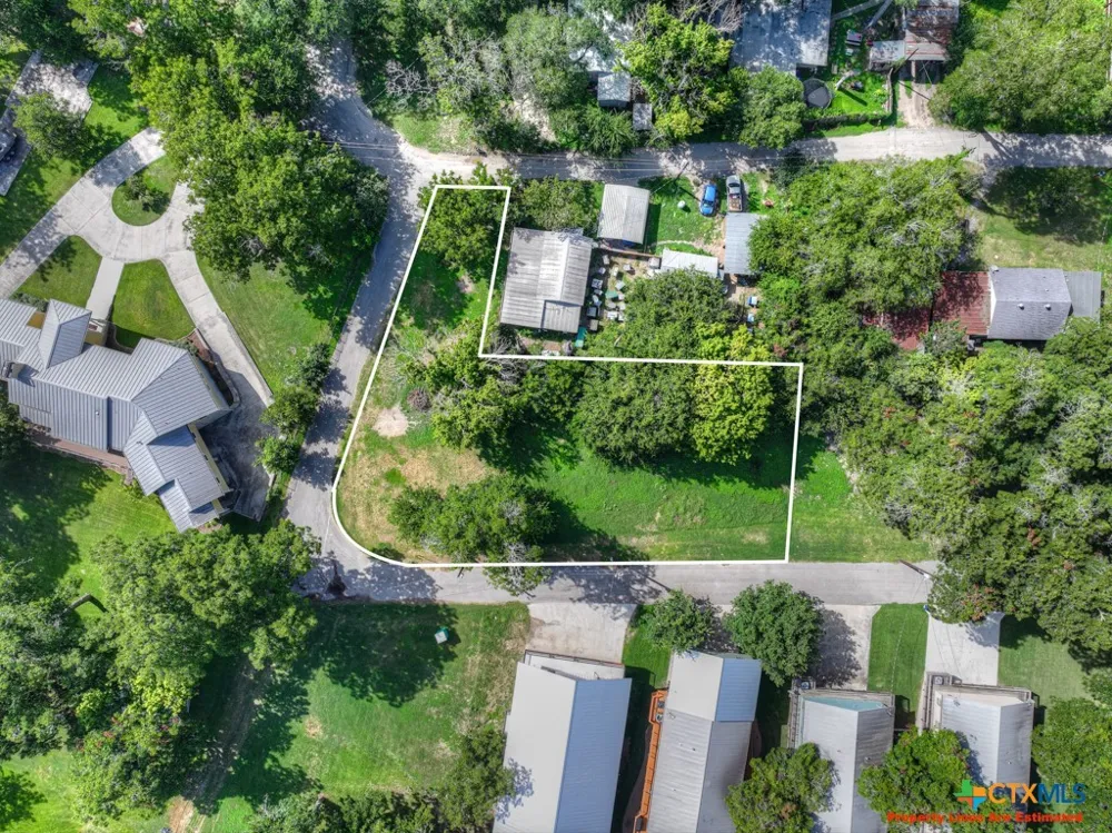 1150 Ethel Seguin, TX 78155