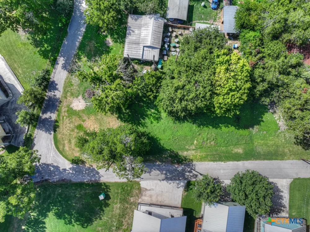 1150 Ethel Seguin, TX 78155