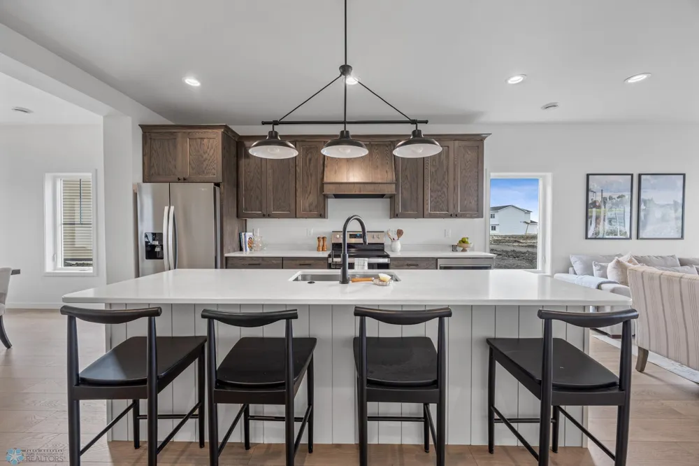 233 Emma Court Mapleton, ND 58059