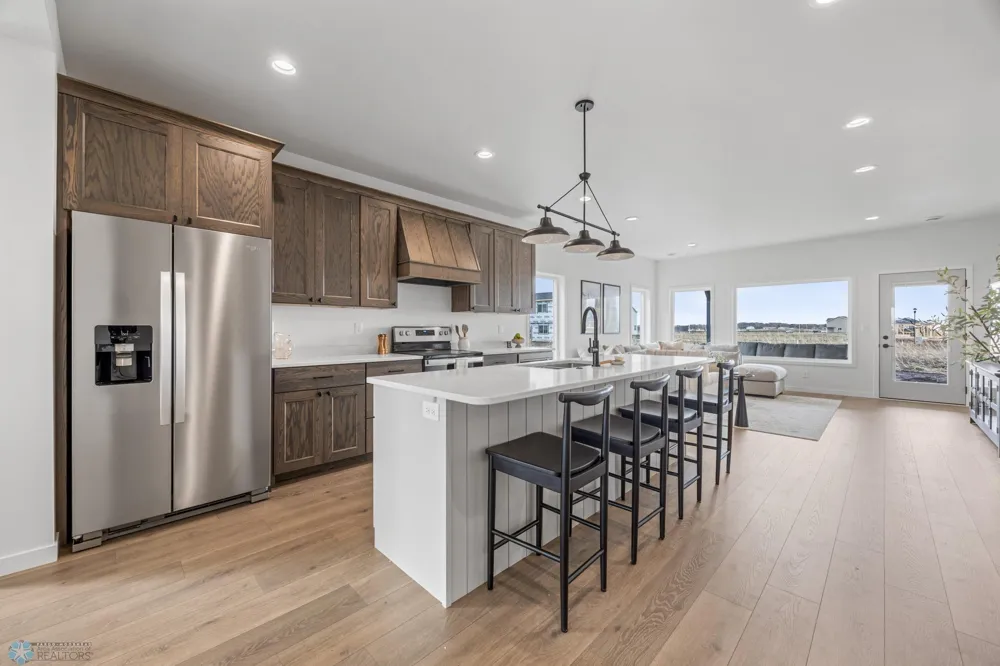 233 Emma Court Mapleton, ND 58059