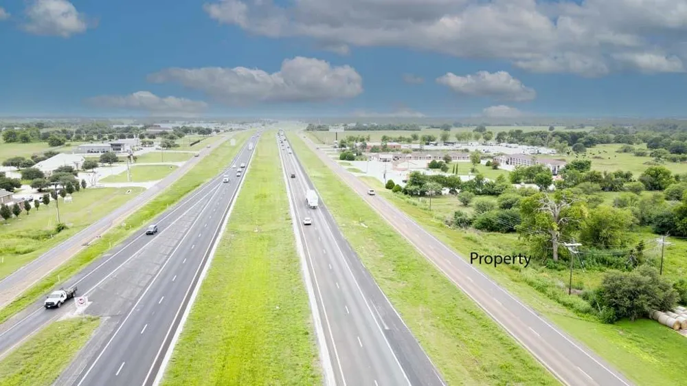 35 Hwy 6 Loop S Navasota, TX 77868