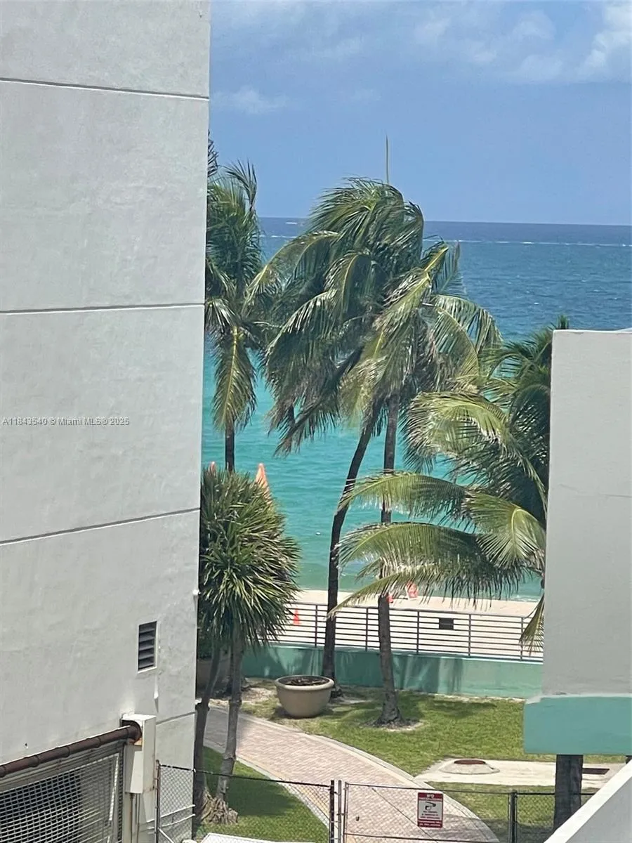 3725 S Ocean Dr #415 Hollywood, FL 33019