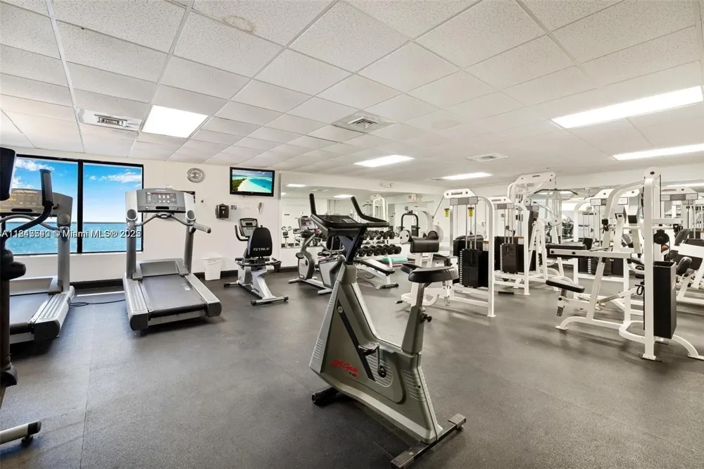 3725 S Ocean Dr #415 Hollywood, FL 33019