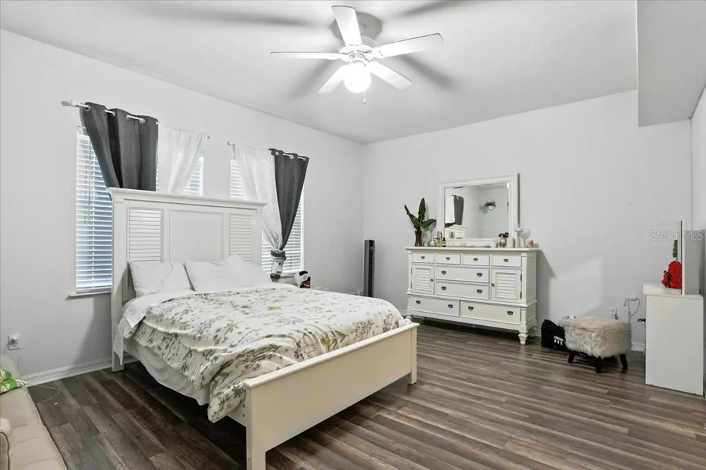 2710 NW 105TH DRIVE Gainesville, FL 32606
