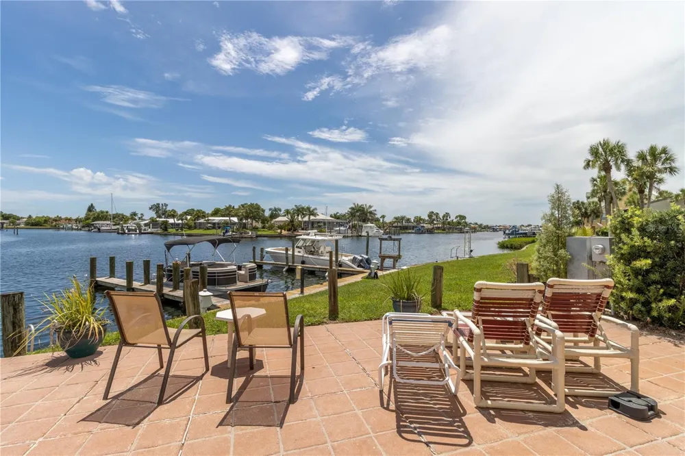 1028 APOLLO BEACH BOULEVARD #11 Apollo Beach, FL 33572