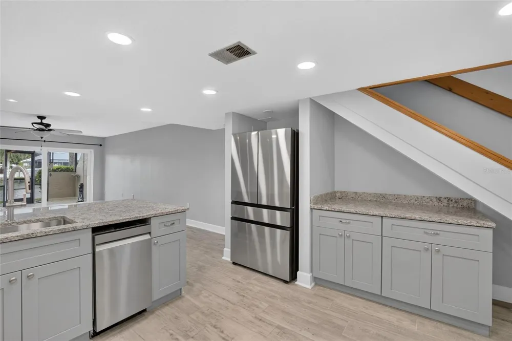 1028 APOLLO BEACH BOULEVARD #11 Apollo Beach, FL 33572