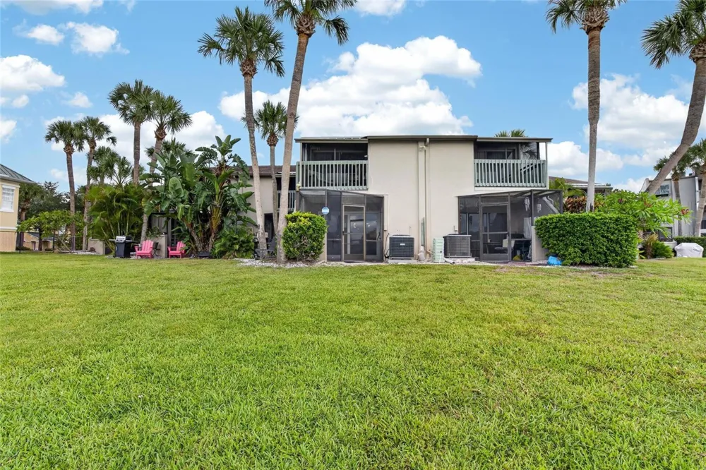 1028 APOLLO BEACH BOULEVARD #11 Apollo Beach, FL 33572