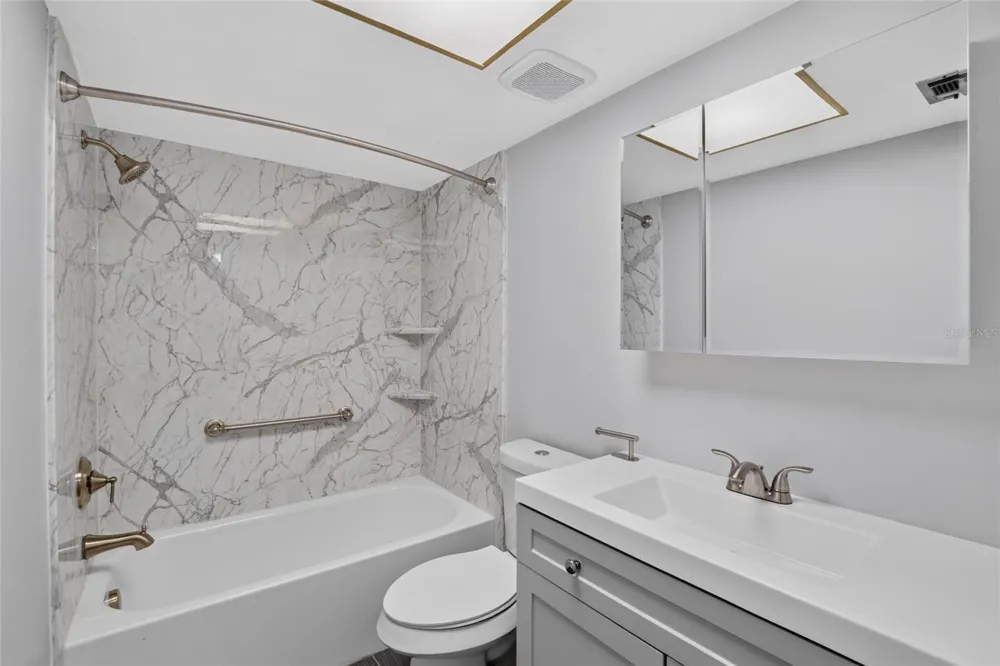 1028 APOLLO BEACH BOULEVARD #11 Apollo Beach, FL 33572