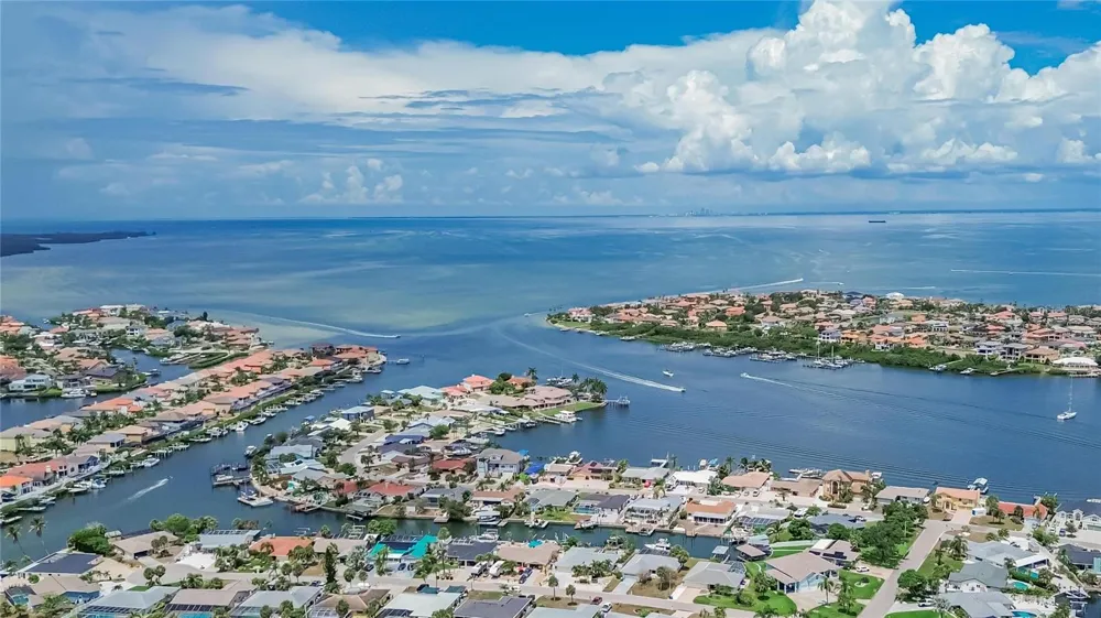1028 APOLLO BEACH BOULEVARD #11 Apollo Beach, FL 33572