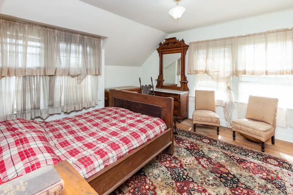 701 5th Street Honey Grove, TX 75446