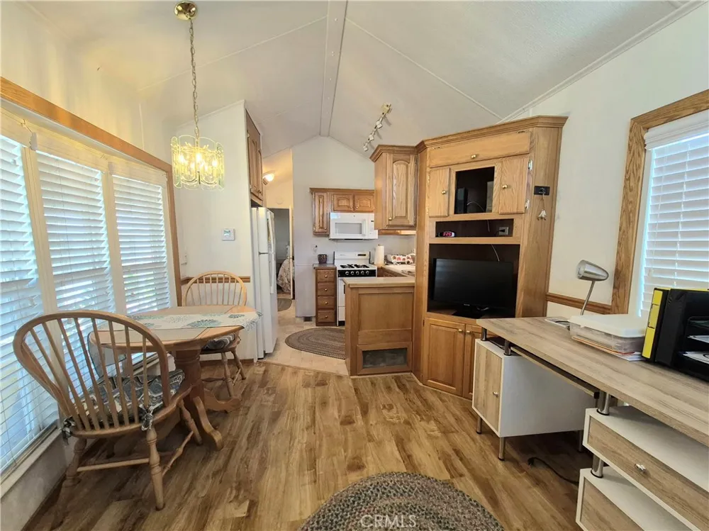 1295 S Cawston Avenue #143 Hemet, CA 92545