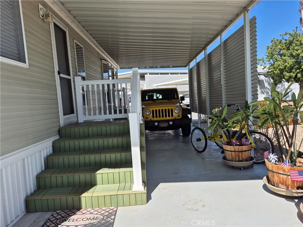 1295 S Cawston Avenue #143 Hemet, CA 92545
