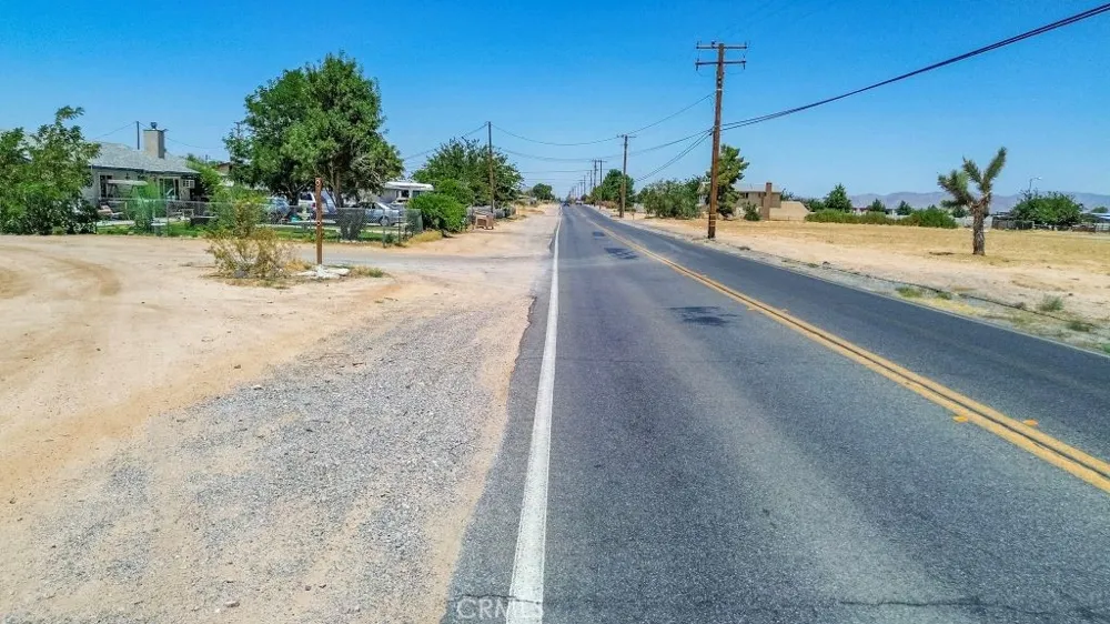 KIOWA ROAD Apple Valley, CA 92308