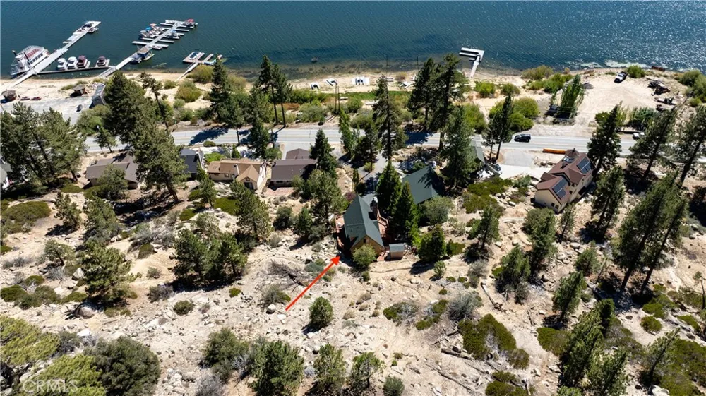 38532 Shore Drive Fawnskin, CA 92333