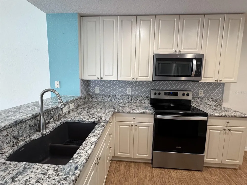 5751 SABAL TRACE DRIVE #201 North Port, FL 34287