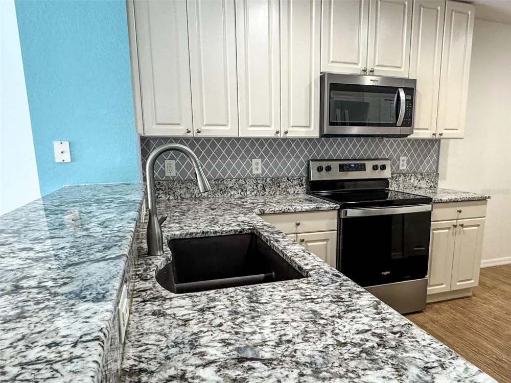 5751 SABAL TRACE DRIVE #201 North Port, FL 34287