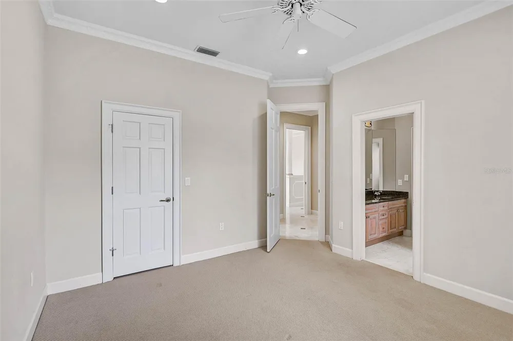 852 MACEWEN DRIVE Osprey, FL 34229