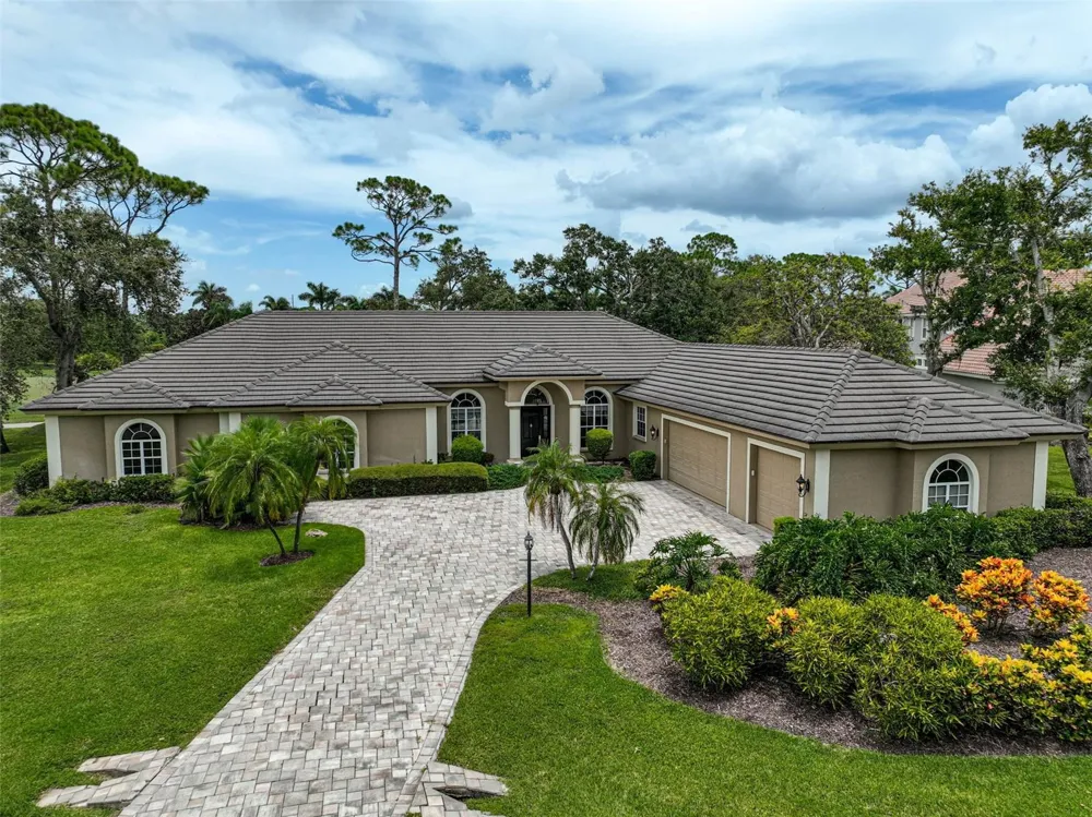 852 MACEWEN DRIVE Osprey, FL 34229