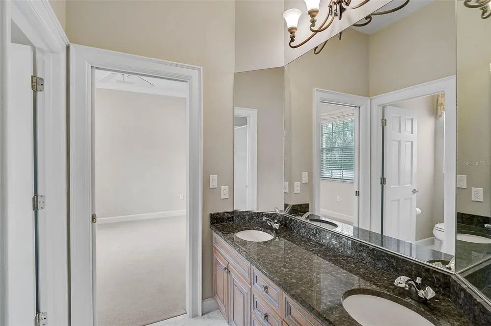 852 MACEWEN DRIVE Osprey, FL 34229