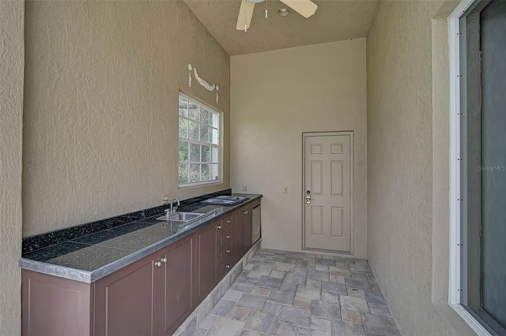 852 MACEWEN DRIVE Osprey, FL 34229