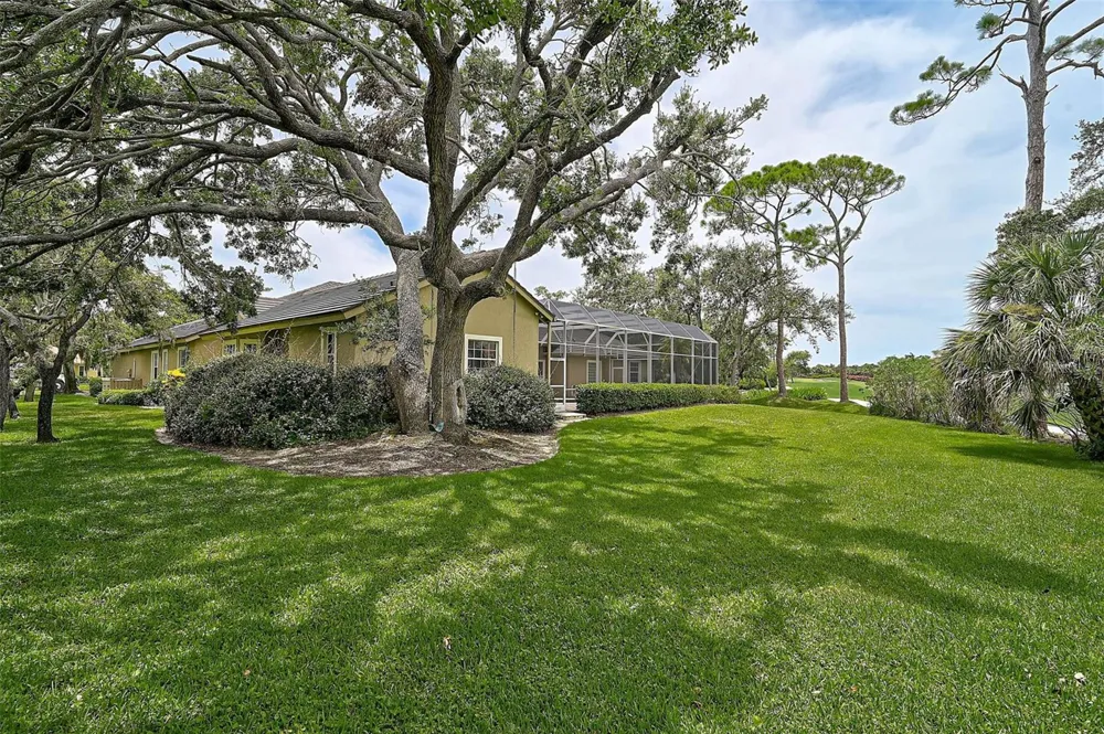 852 MACEWEN DRIVE Osprey, FL 34229