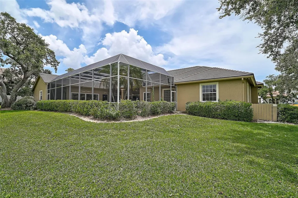 852 MACEWEN DRIVE Osprey, FL 34229