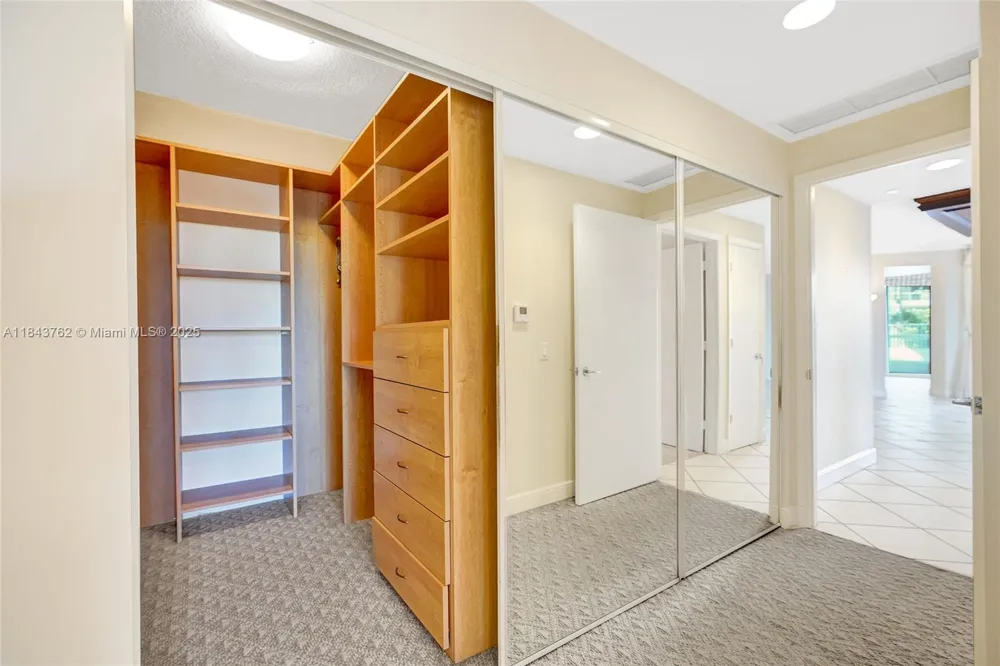 21150 Point Pl #406 Aventura, FL 33180
