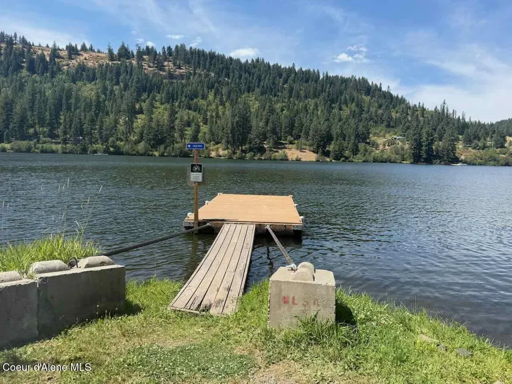 8713 E Waxwing Way St. Maries, ID 83861