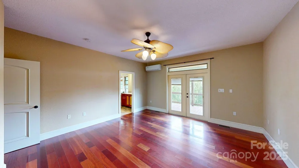 6 Sunrise Valley Leicester, NC 28748