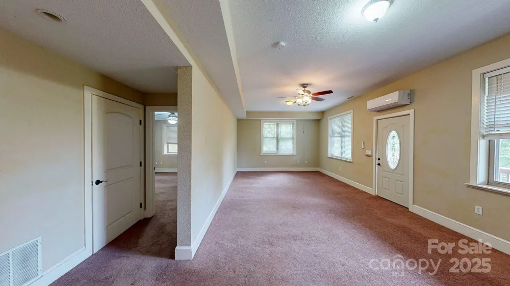 6 Sunrise Valley Leicester, NC 28748