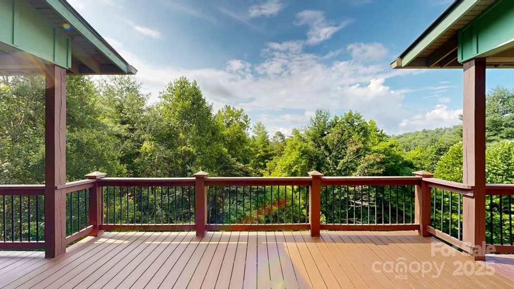 6 Sunrise Valley Leicester, NC 28748