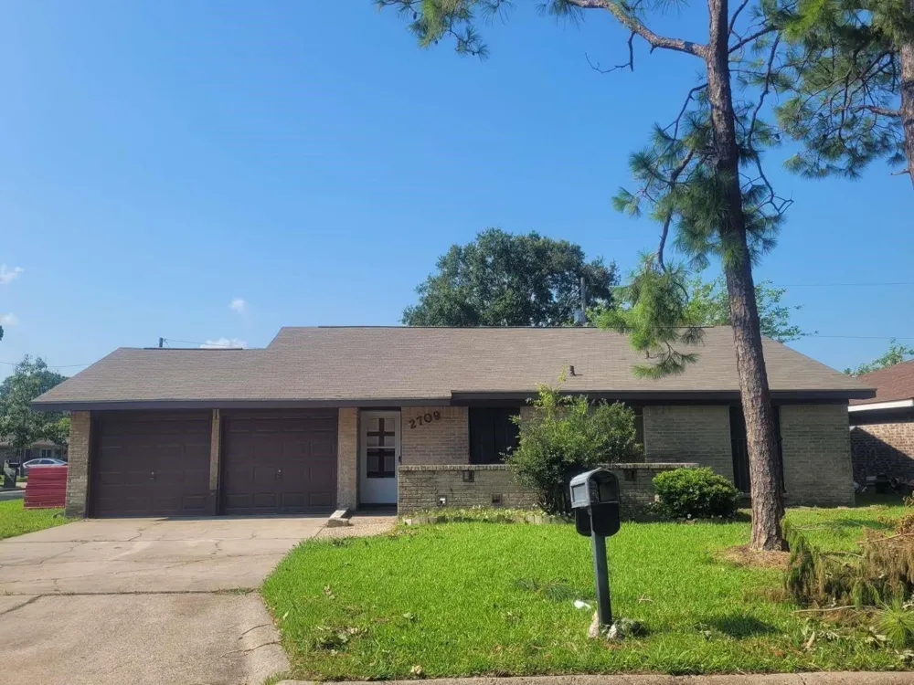 2709 21st Avenue Texas City, TX 77590