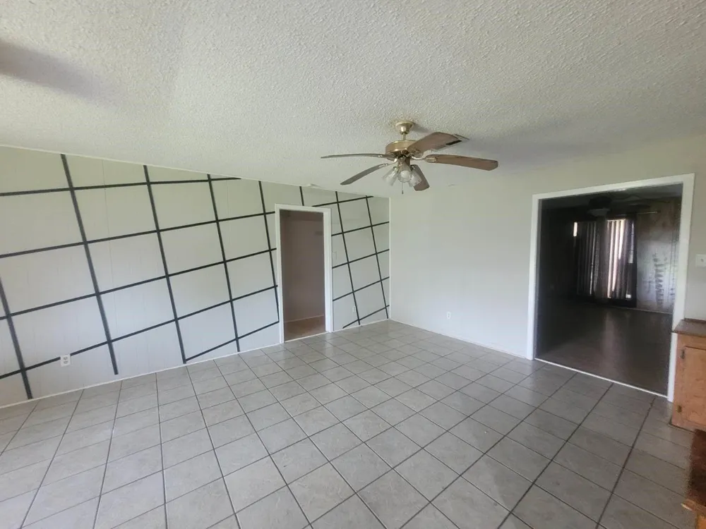2709 21st Avenue Texas City, TX 77590