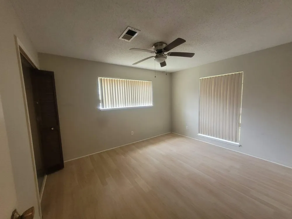 2709 21st Avenue Texas City, TX 77590