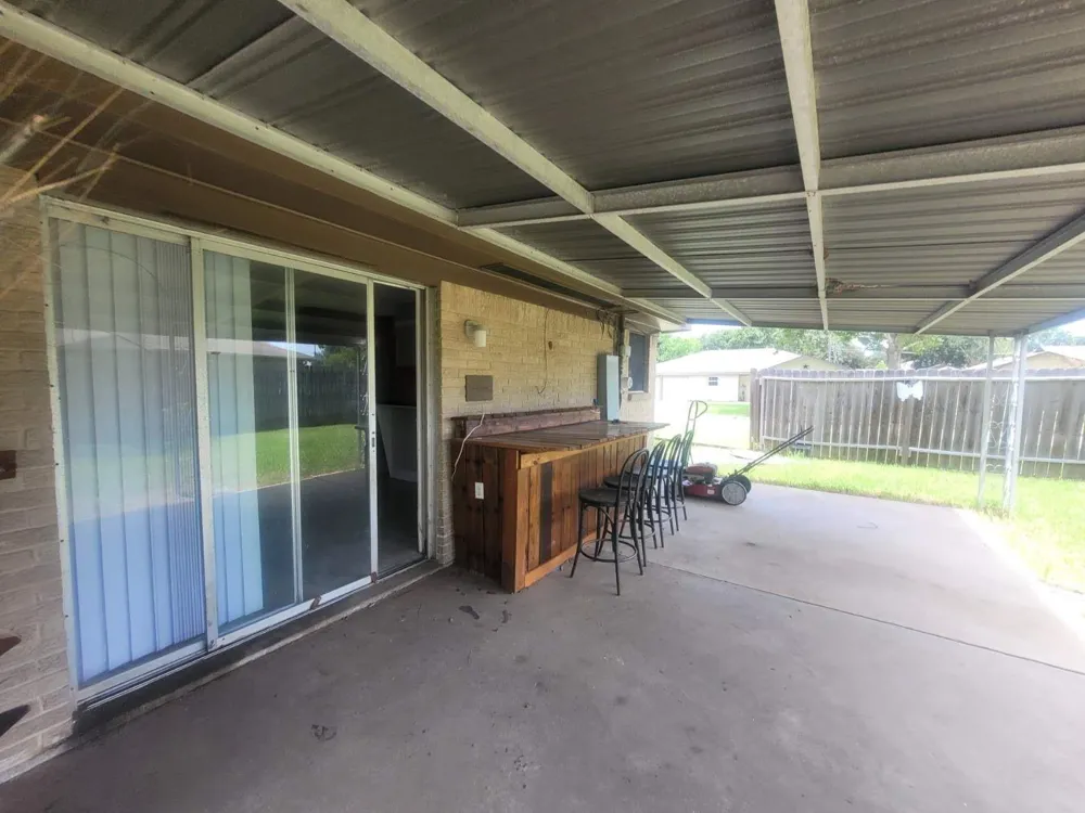 2709 21st Avenue Texas City, TX 77590