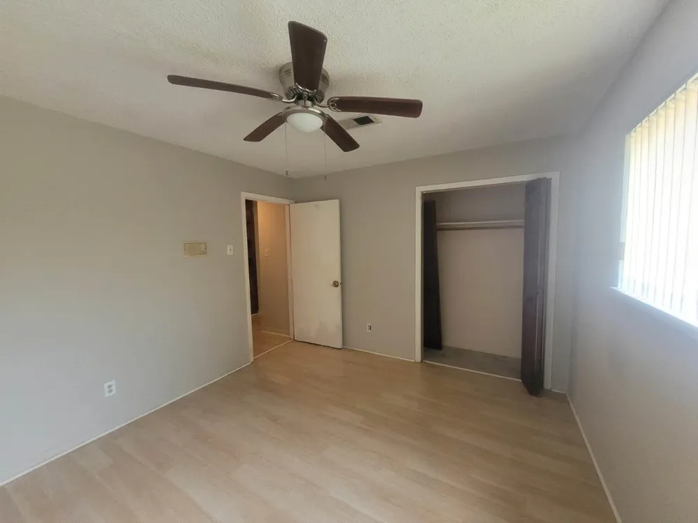 2709 21st Avenue Texas City, TX 77590