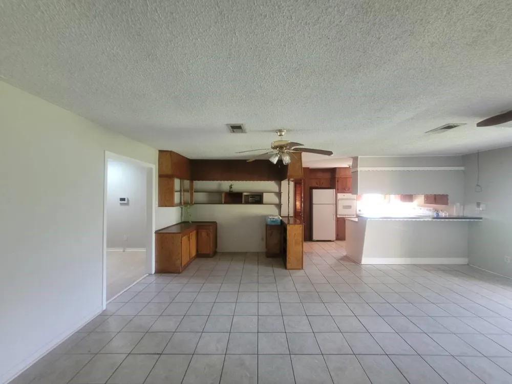 2709 21st Avenue Texas City, TX 77590