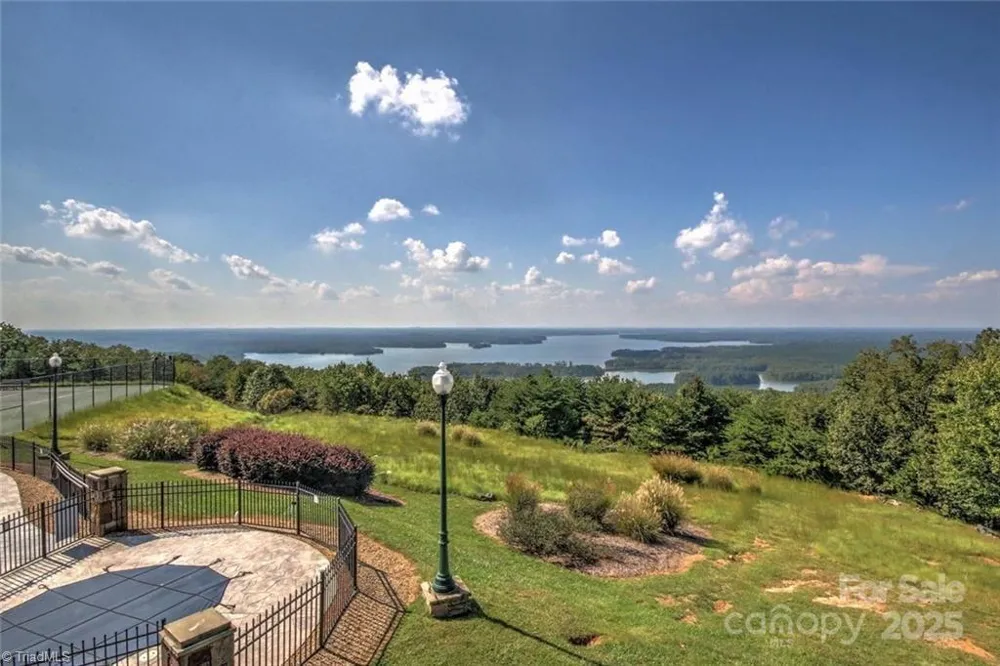 350 Pinnacle Trail Denton, NC 27239
