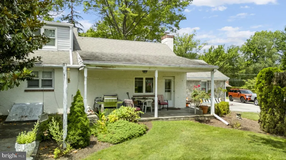 170 OLD STATE ROAD Berwyn, PA 19312