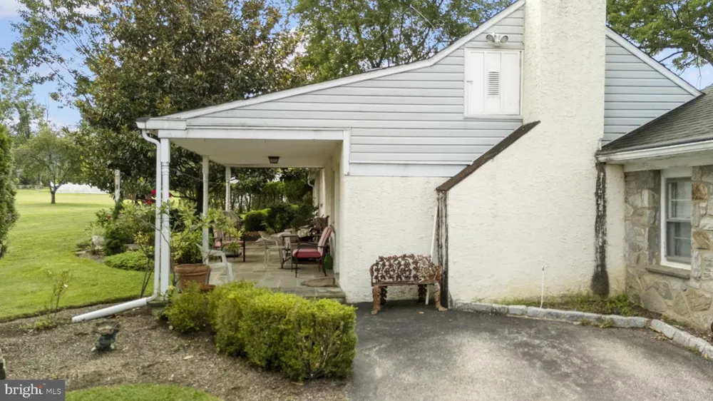 170 OLD STATE ROAD Berwyn, PA 19312